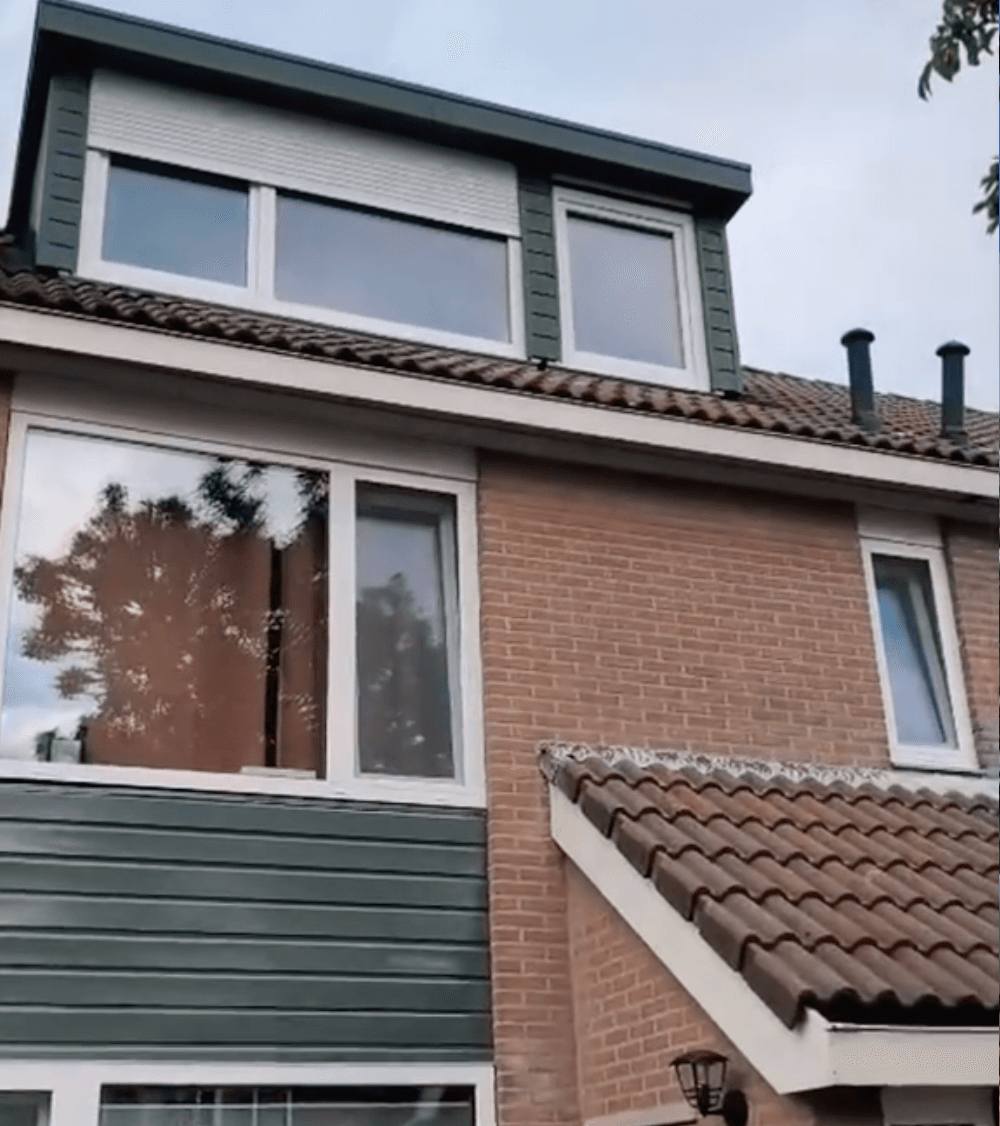 PVC ramen montage in uitvoering